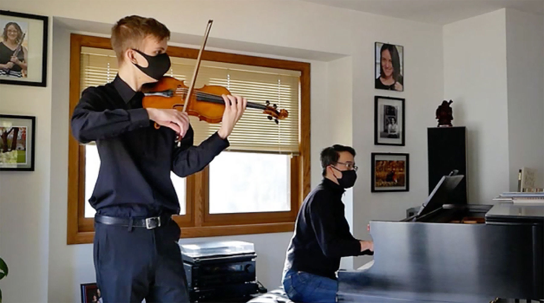 Dexter Mott in mask auditioning for 'The Final Forte'